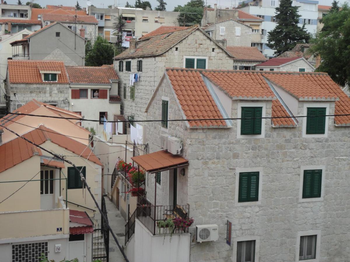 Apartment Port View-5 Min From Center Split Exterior foto